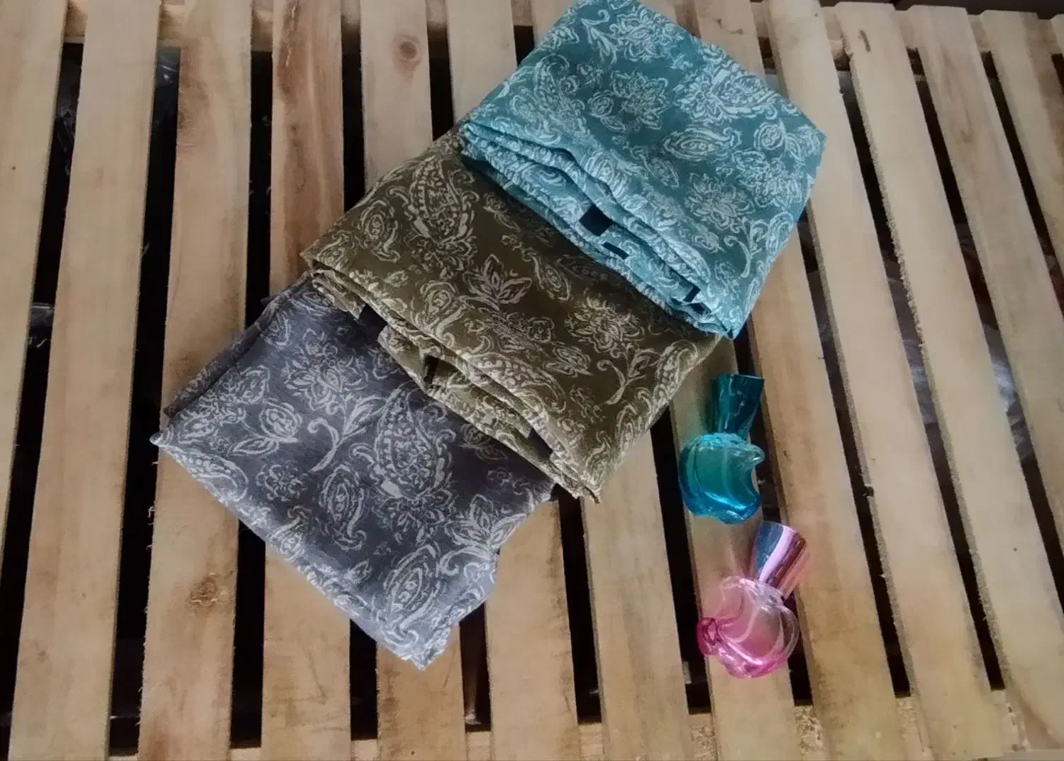 روسری دست دوز|لباس|بیرجند, |دیوار