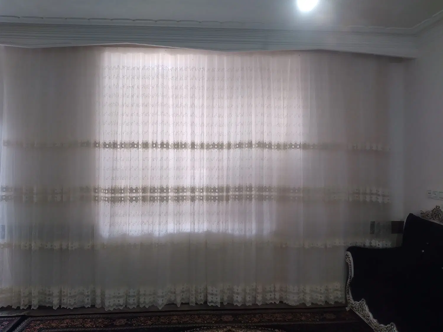 پرده|پرده، رانر، رومیزی|رشتخوار, |دیوار