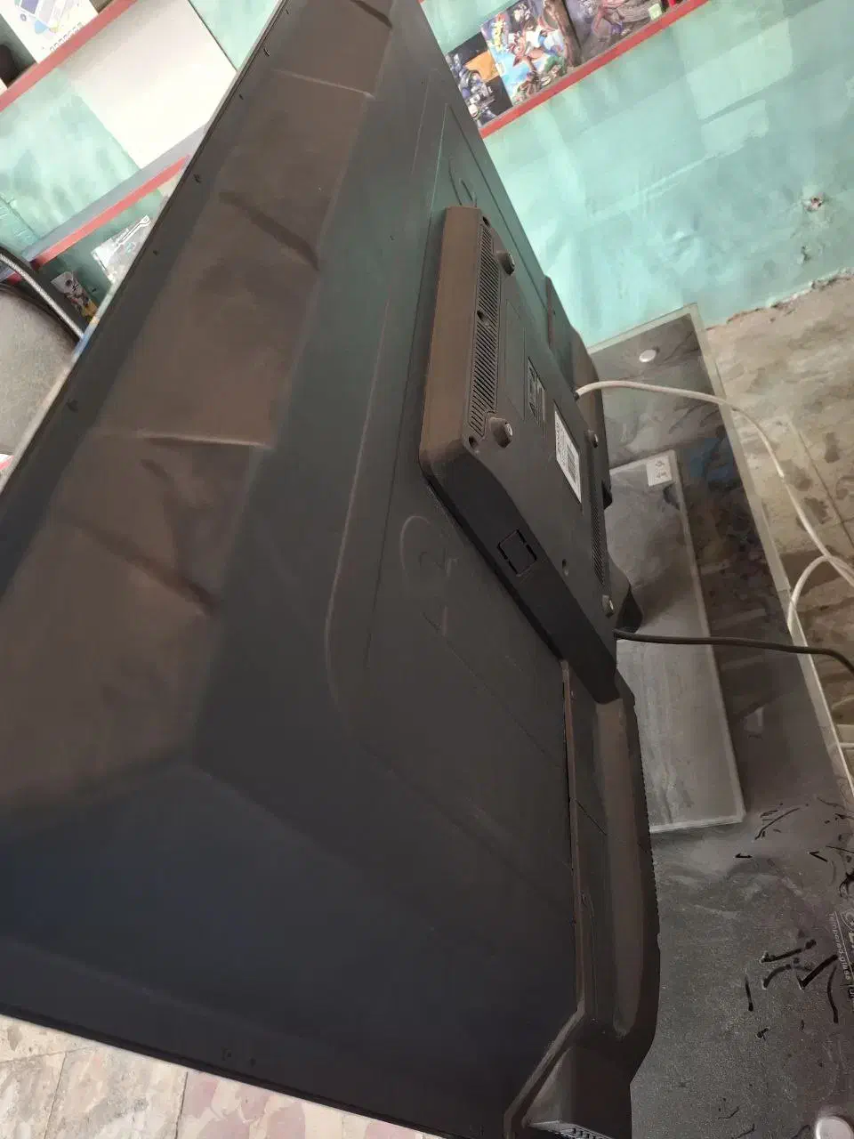 تلویزیون|تلویزیون و پروژکتور|اردبیل, |دیوار