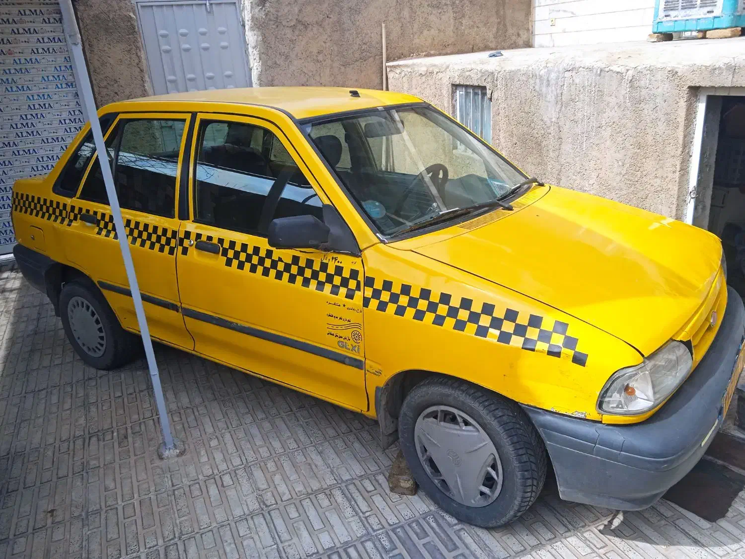 تاکسی پراید|خودرو سواری و وانت|هشتگرد, هیو|دیوار