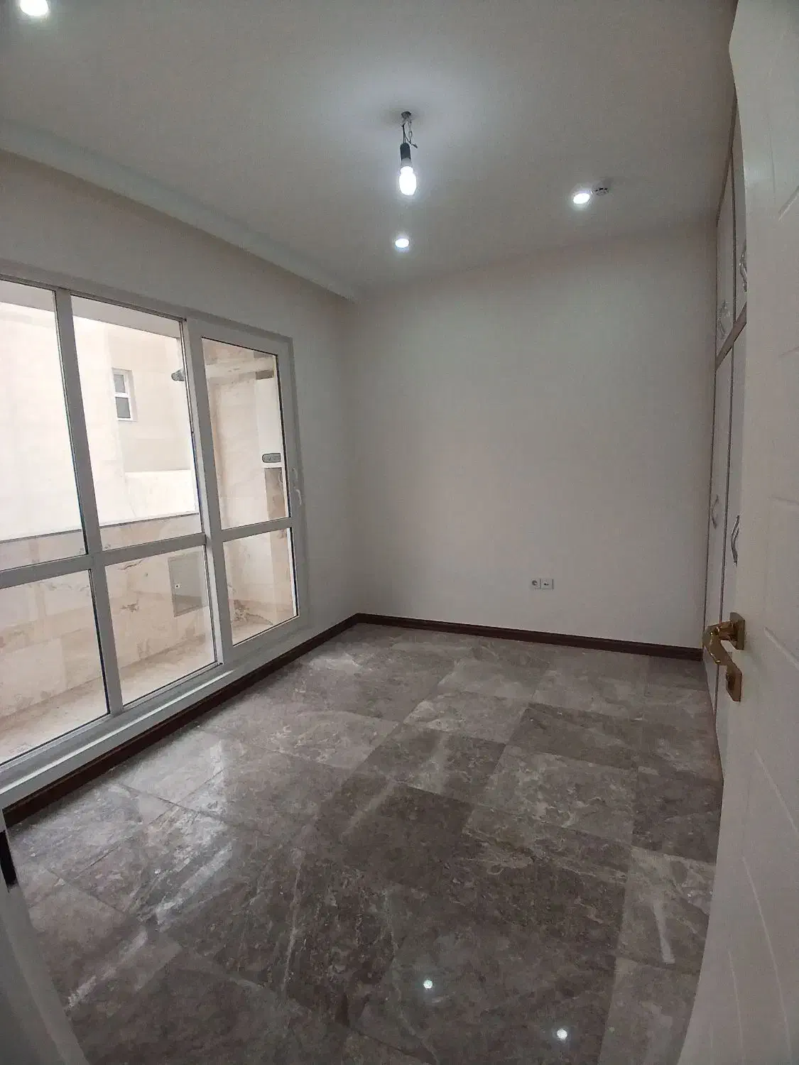 آپارتمان ۱۱۰متر ۲خواب نوساز  دهکده سند تک برگ|فروش آپارتمان|تهران, زیبادشت|دیوار