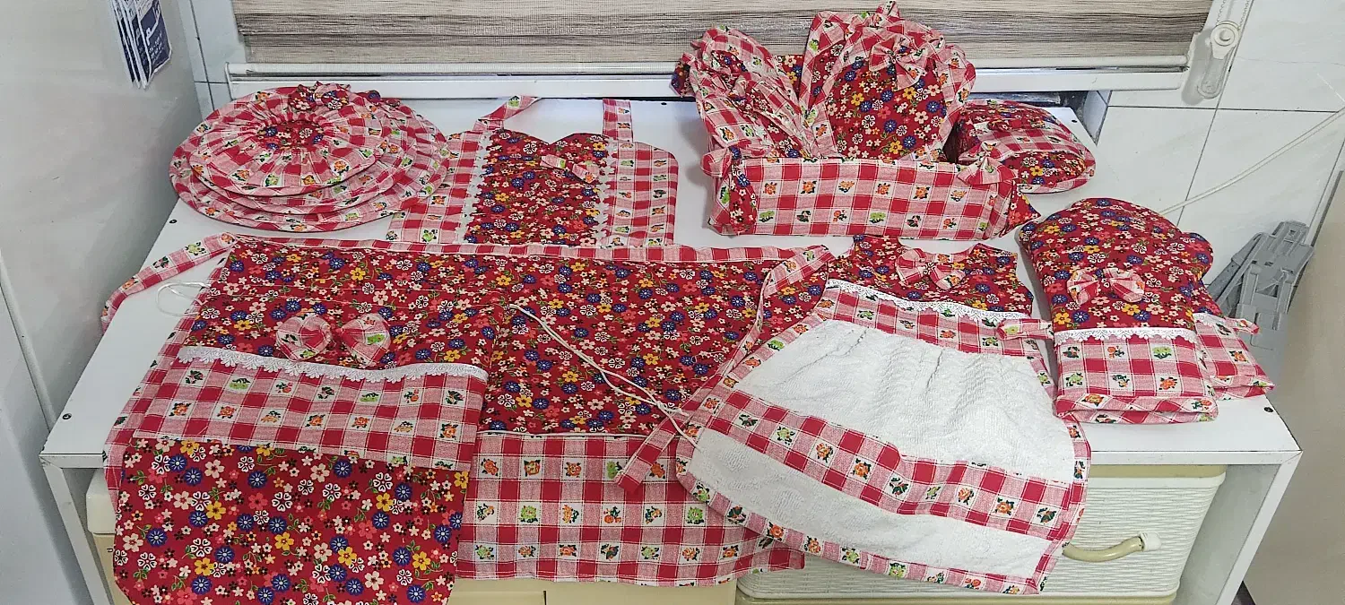 دوخت سرویس اشپزخانه با کیفیت ودوخت روتشکی وروبالشی|سفره، حوله، دستمال آشپزخانه|تاکستان, |دیوار