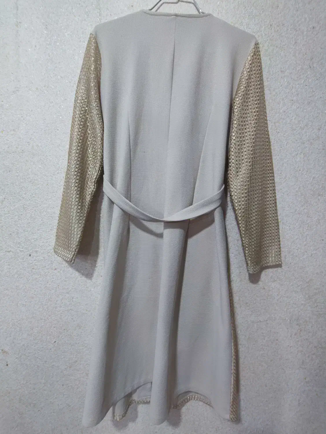 مانتو|لباس|خان ببین, |دیوار