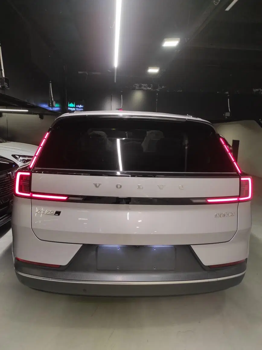 ولوو XC70 مدل 2026|خودرو سواری و وانت|تهران, حکمت|دیوار