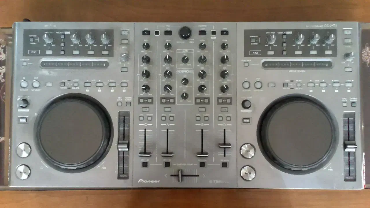 Dj controller پایونیر t1|آلات موسیقی|نشتارود, |دیوار