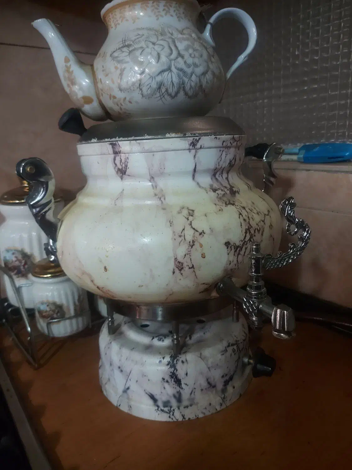 سماور گازی طرح ماربل وکتری سوت دار با قوری|سماور، چایساز، قهوهساز|تهران, تهرانویلا|دیوار