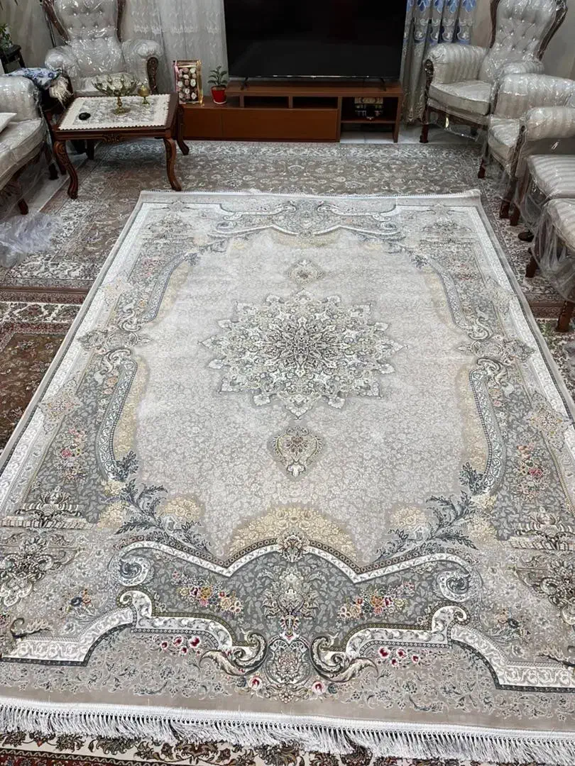 ۲عدد فرش قیطران|فرش|نسیم‌شهر, |دیوار