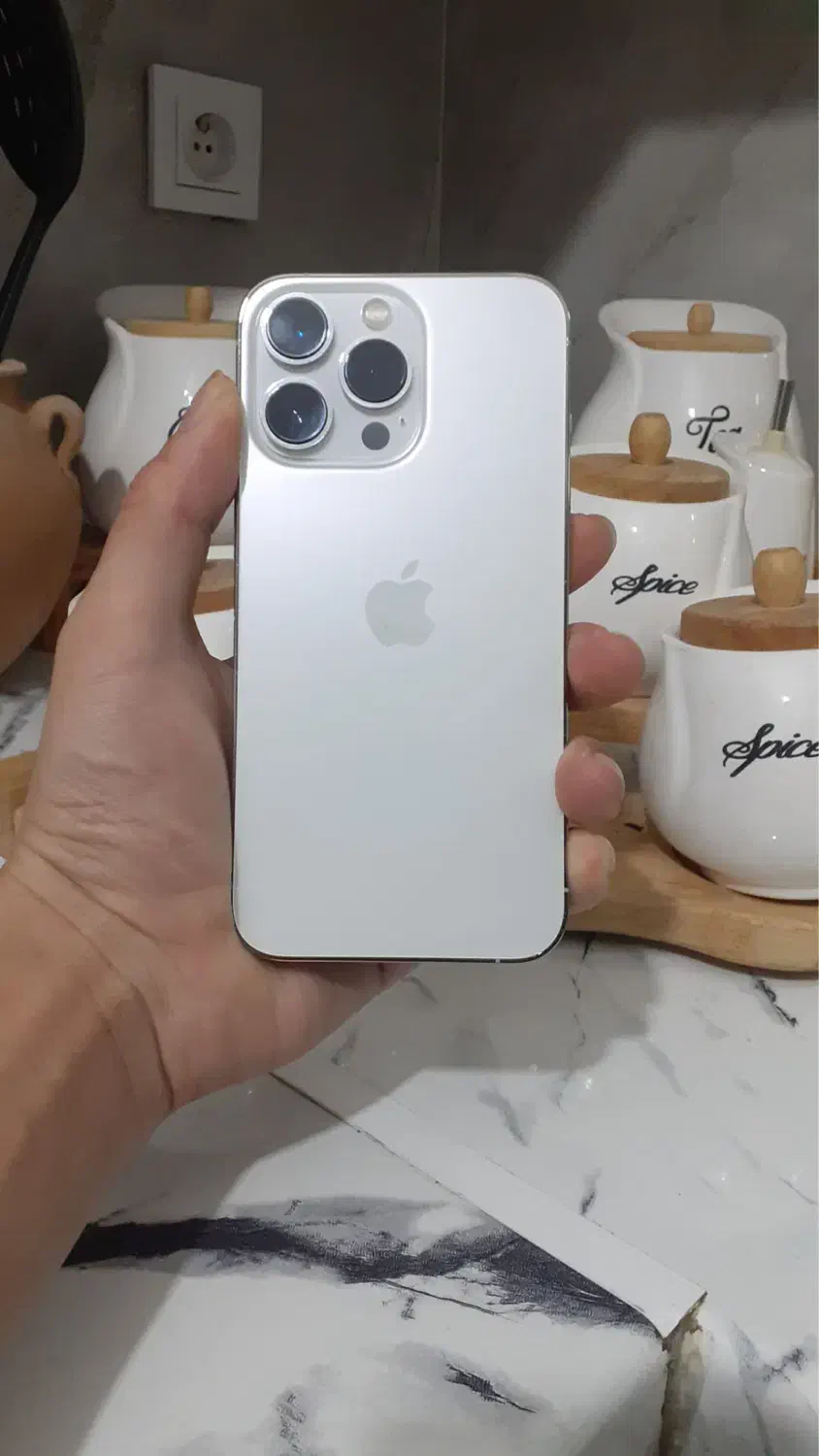 ۱۳ پرو تک سیم تمیز|موبایل|بجنورد, |دیوار