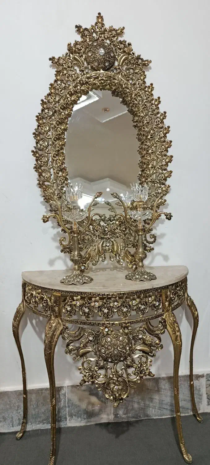 آینه شمعدون|آینه|قم, نیروگاه|دیوار