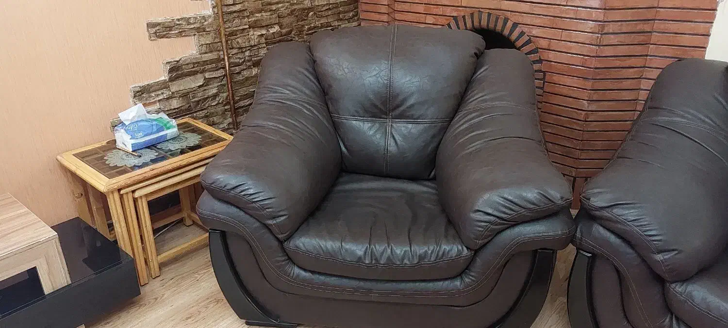 مبل راحتی طرح چرم  ۷ نفره|مبلمان خانگی و میز عسلی|سبزوار, توحیدشهر|دیوار