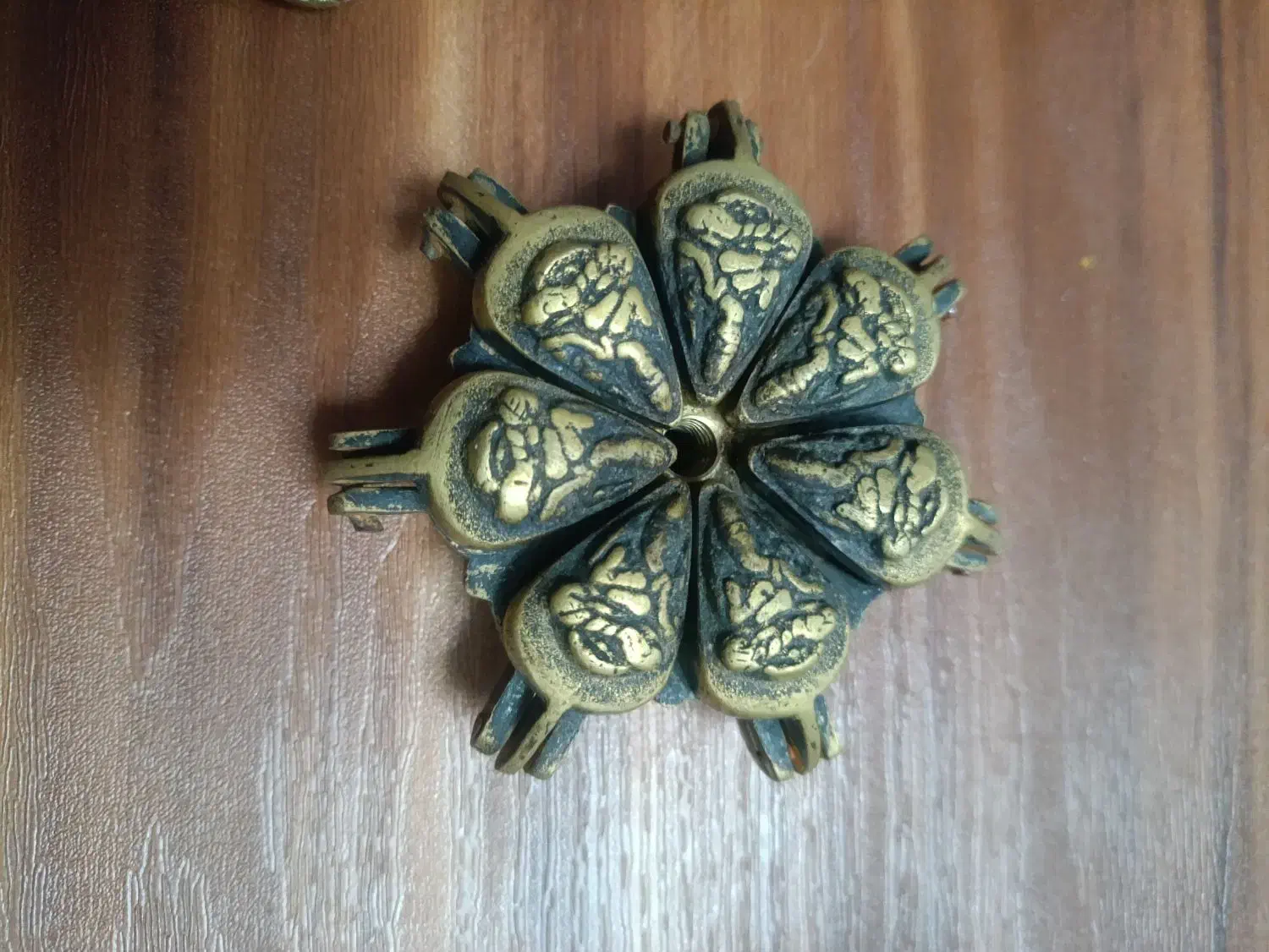 سرمه‌دان عتیقه|مجسمه، تندیس، ماکت|تهران, باشگاه نفت|دیوار