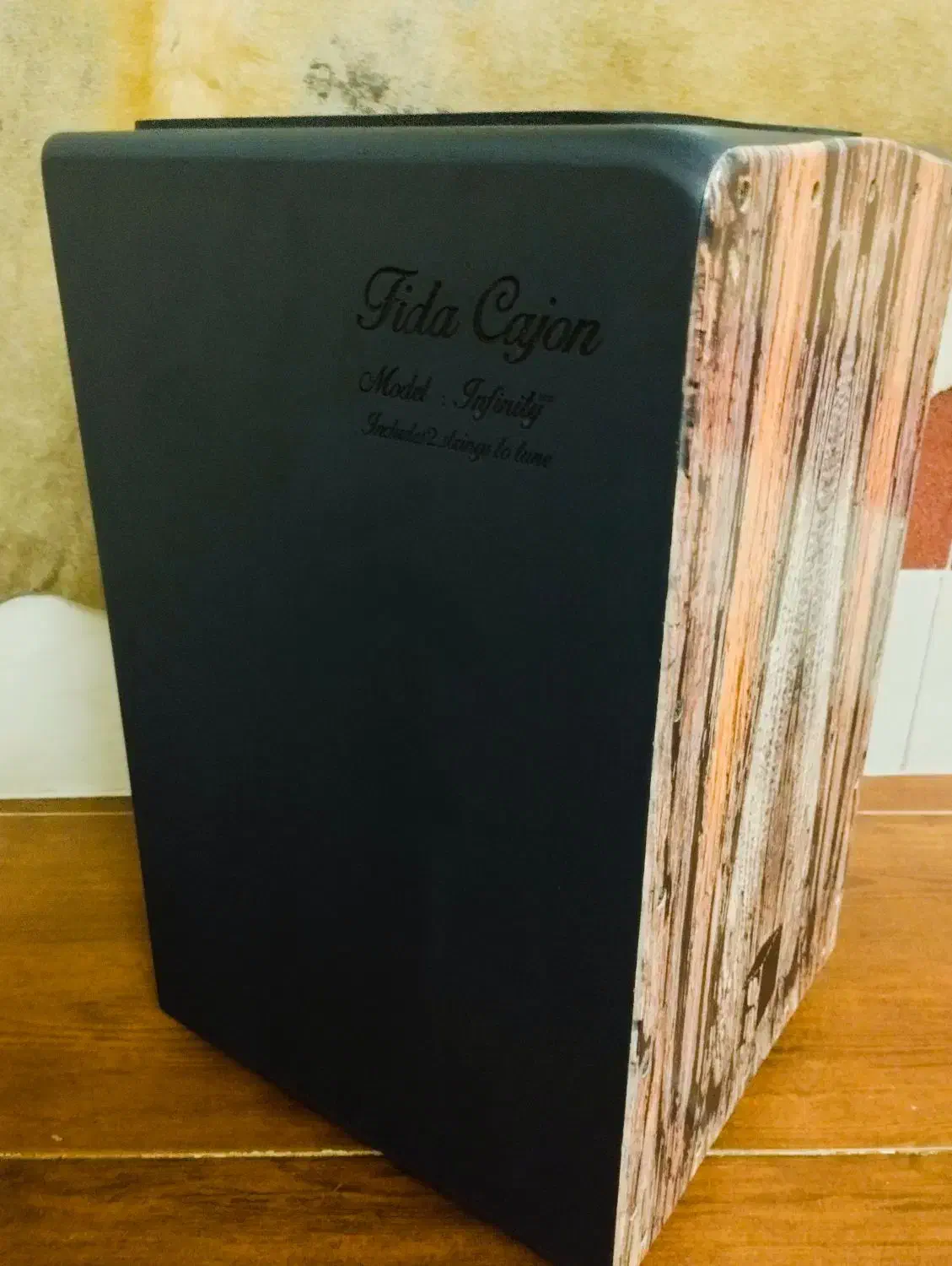 کاخن،کاخن فیدا اینفینیتی|درام و پرکاشن|نجف‌آباد, منتظری شمالی|دیوار