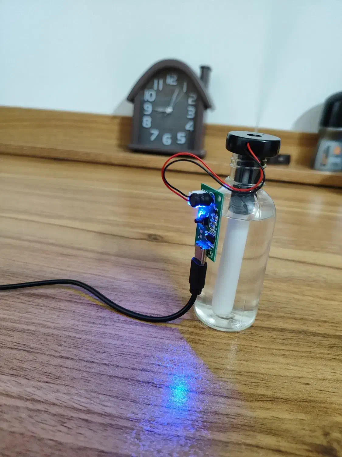 دستگاه بخور سرد و خوشبوکننده Usb مخصوص خودرو|پنکه و تصفیه‌کنندهٔ هوا|قم, باجک دو|دیوار