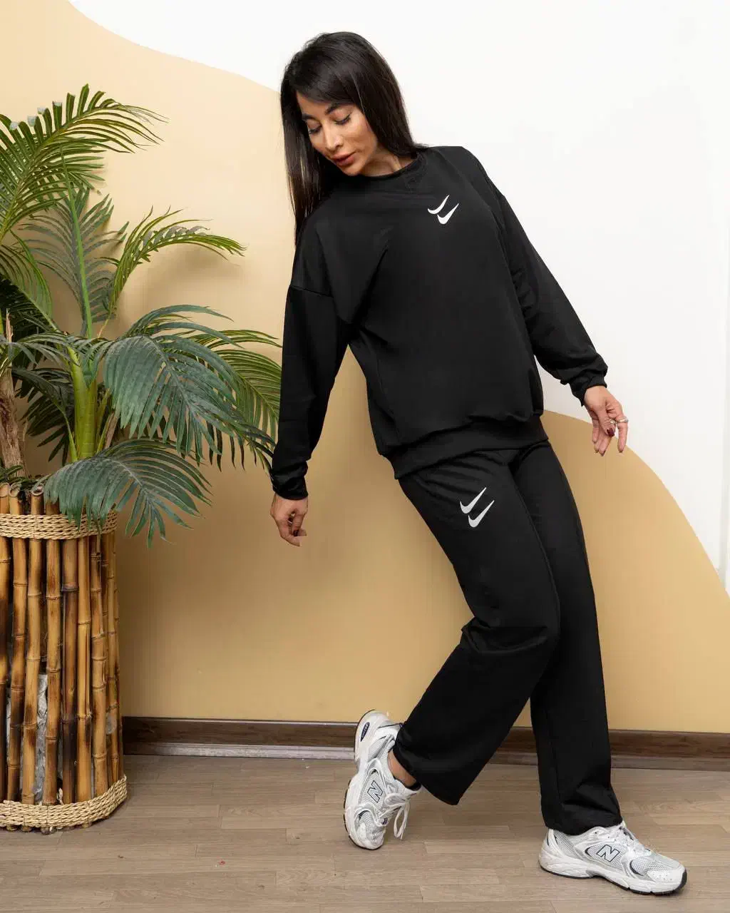 خانم علی نژاد|لباس|دهدشت, |دیوار