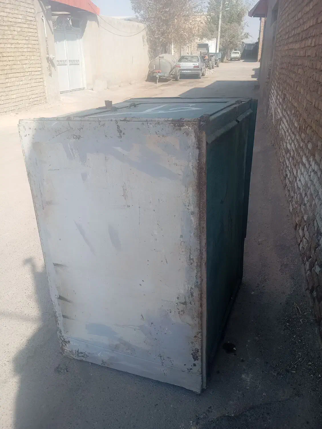 سوراخ اهنی کمد اهنی کبوتر|لوازم جانبی حیوانات|رفسنجان, |دیوار