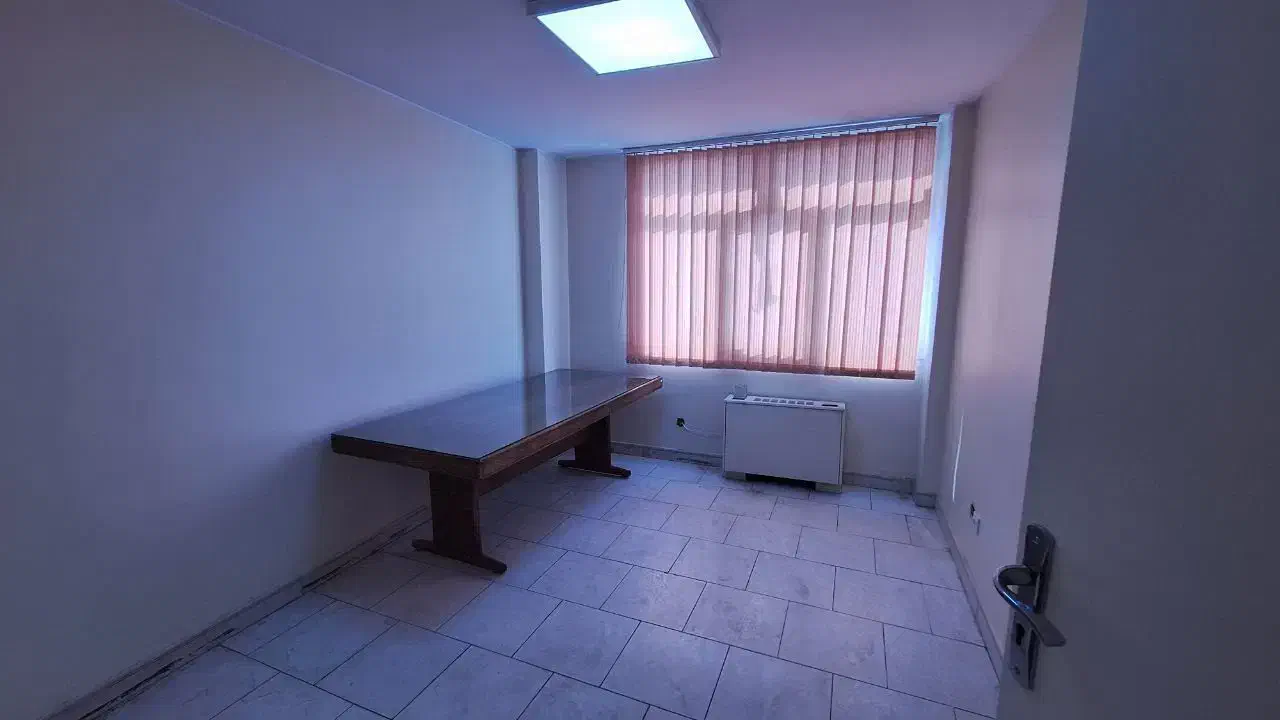 2 اتاق از یک واحد اداری 108 متری|اجارهٔ دفتر کار، اتاق اداری، مطب|تهران, جمالزاده|دیوار