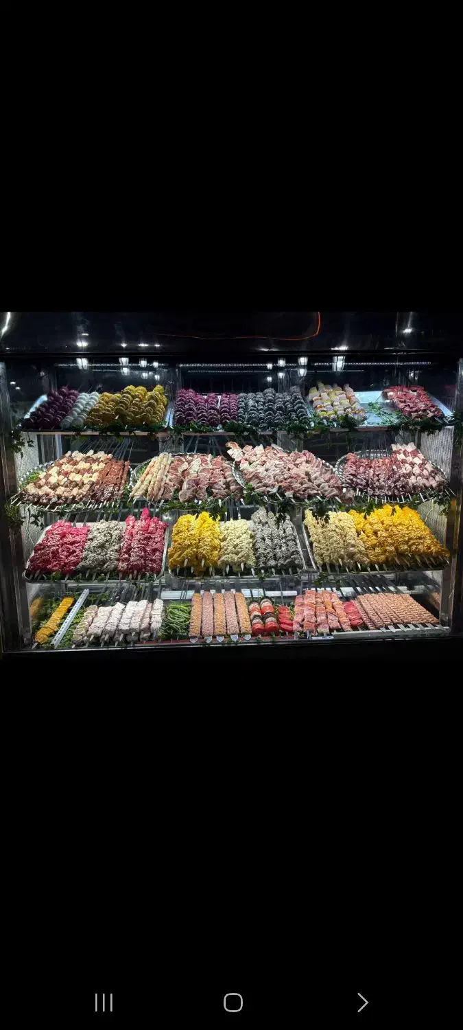 ۳ نفر نیروی کار خانم جهت کار در رستوران و کبابی|استخدام خدمات فروشگاه و رستوران|گرگان, |دیوار