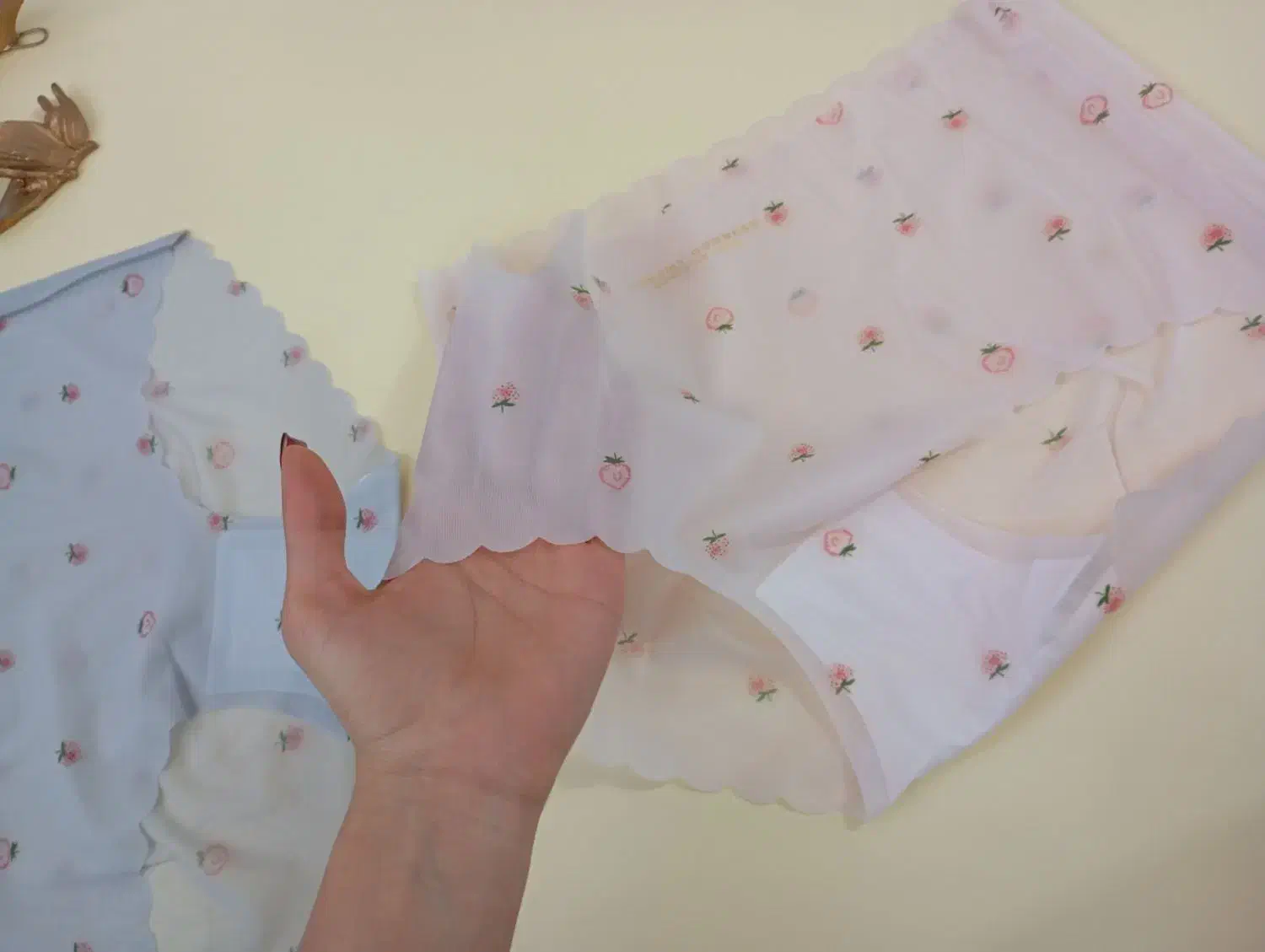 لباس زیر زنانه|لباس|جهرم, |دیوار