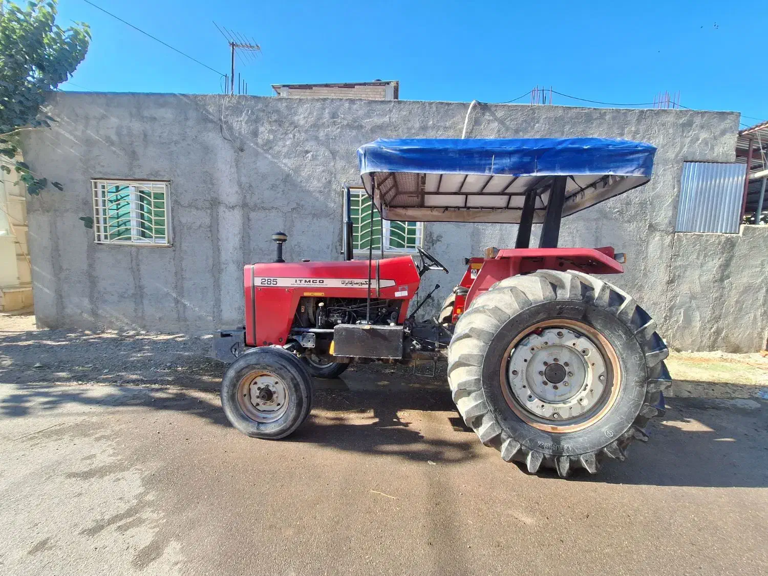 تراکتور مدل ۸۸|خودرو سنگین|مینودشت, |دیوار