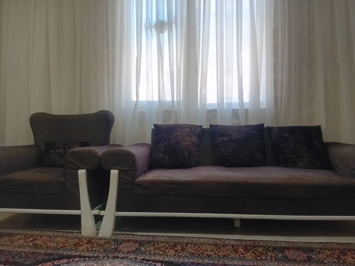 مبل|مبلمان خانگی و میز عسلی|گلبهار, شهر جدید گلبهار|دیوار