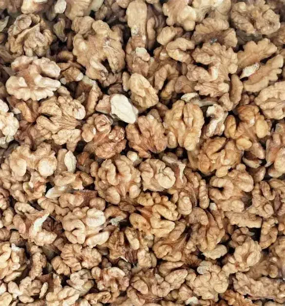 نیروی کمکی خانم جهت کار در کارگاه جداسازی مغز گردو|استخدام صنعتی، فنی، مهندسی|آذرشهر, |دیوار