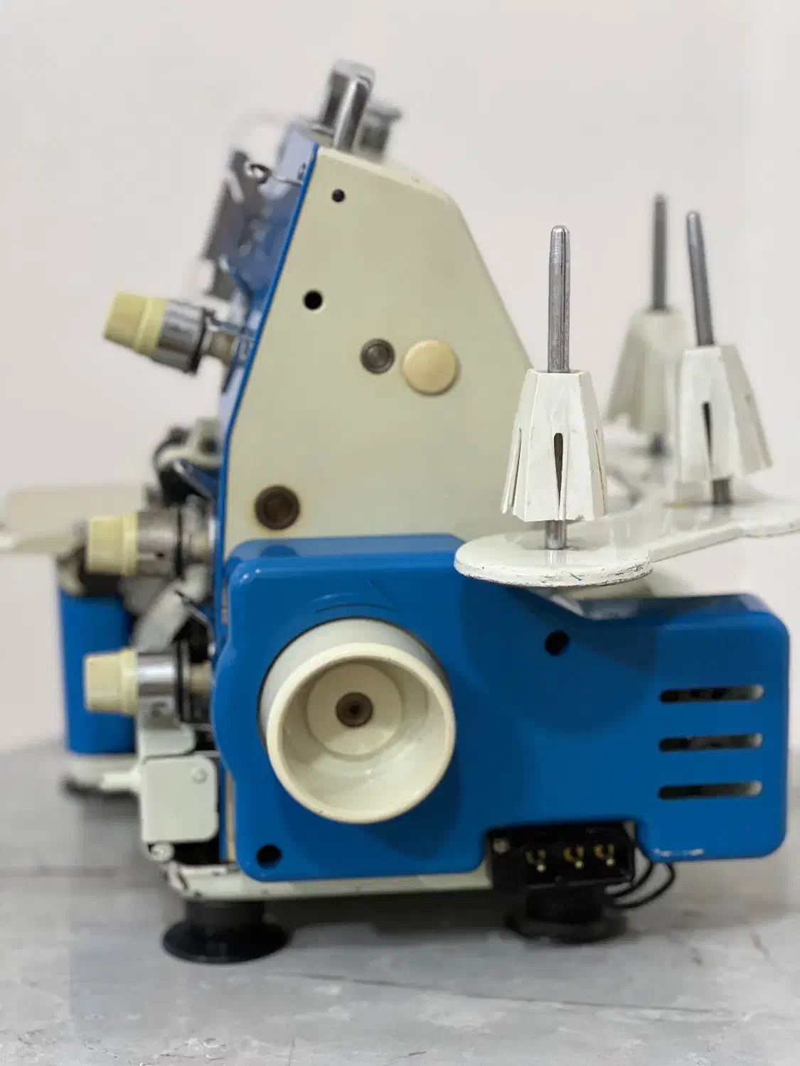 سر دوز|چرخ خیاطی و ریسندگی|بندرعباس, |دیوار