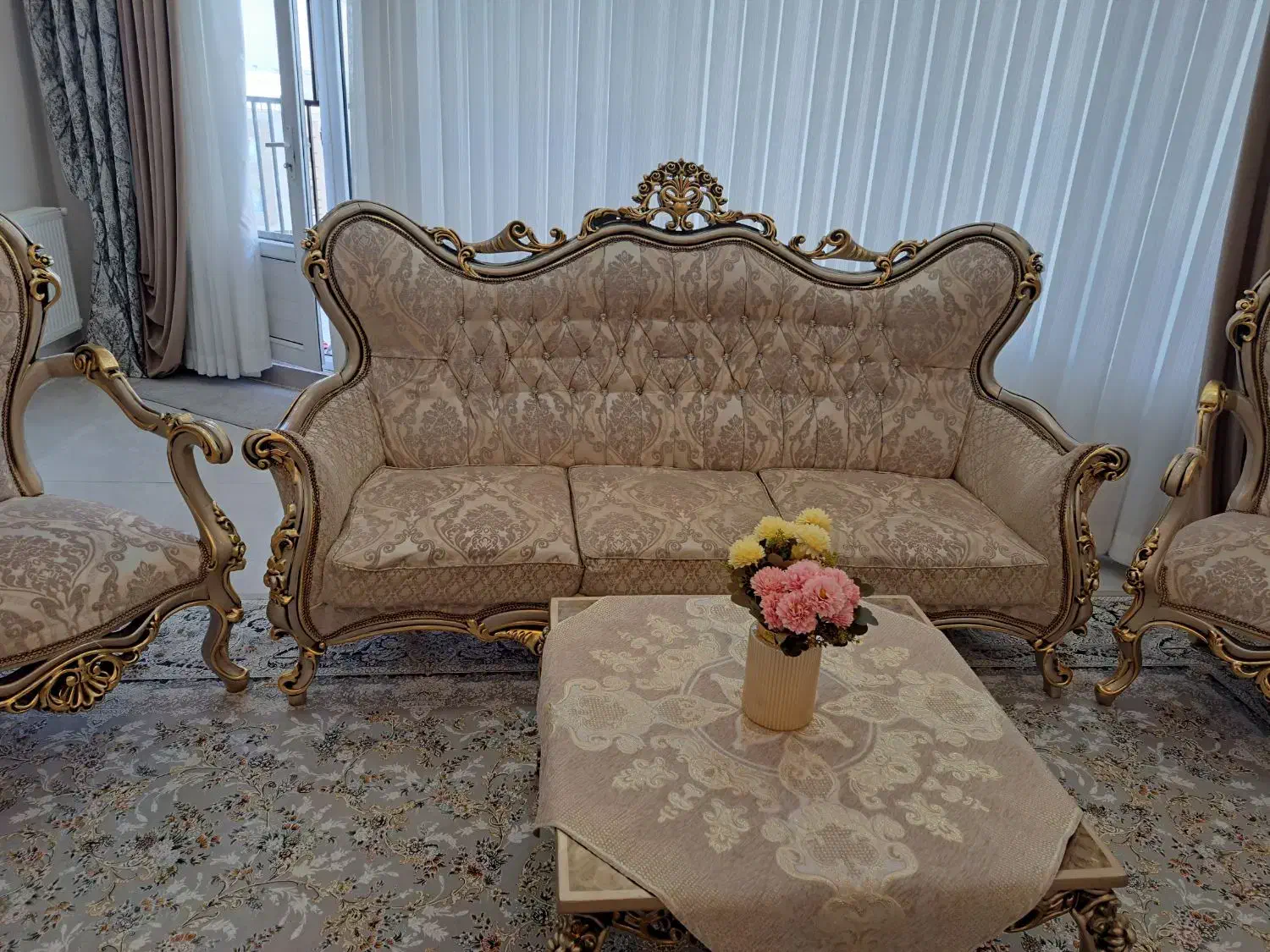 مبل سلطنتی با میز و عسلی|مبلمان خانگی و میز عسلی|کرمانشاه, |دیوار