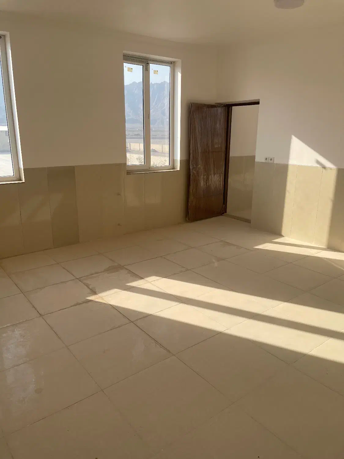 اجاره واحد اداری و انباری|اجارهٔ دفتر صنعتی، کشاورزی، تجاری|مهریز, |دیوار