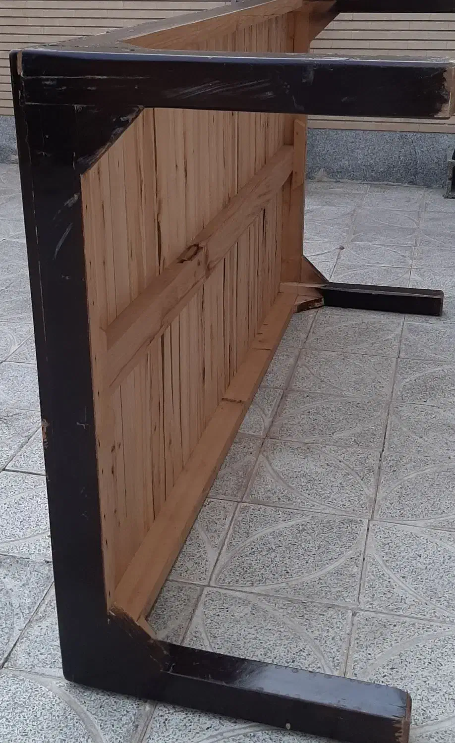 تخت تمام چوب (الواری)|تخت و سرویس خواب|شاهین‌شهر, حافظ شمالی|دیوار