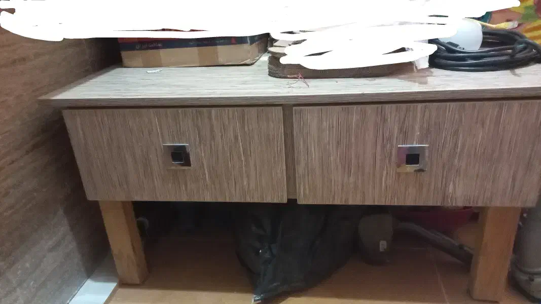 میز ام دی اف شیک برای خیاطی و جلو مبلی .|مبلمان اداری|بندر ماهشهر, |دیوار