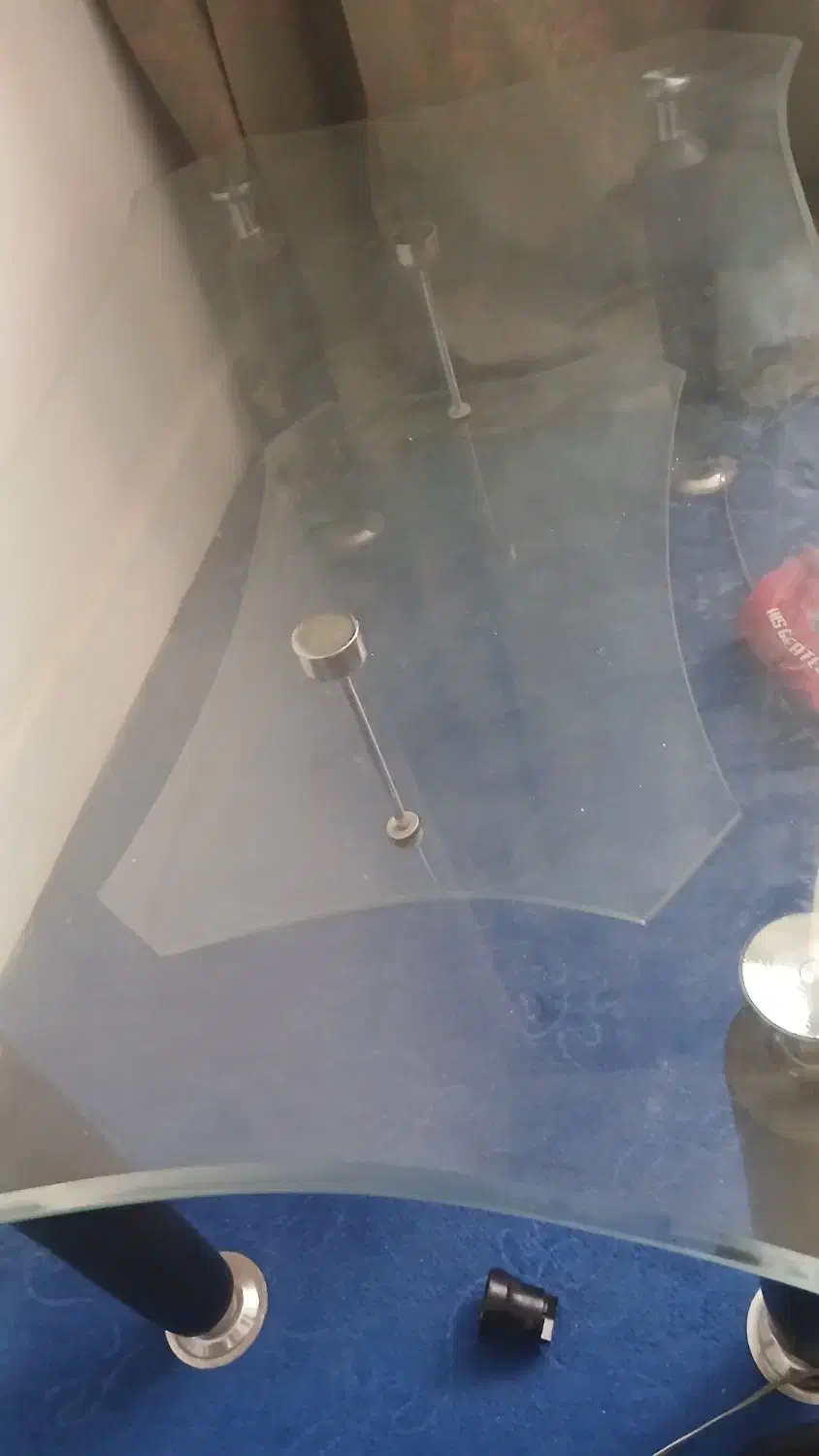 میز وسط (شیشه ای پایه چوبی ده میل)توافقی|مبلمان خانگی و میز عسلی|تهران, اباذر|دیوار