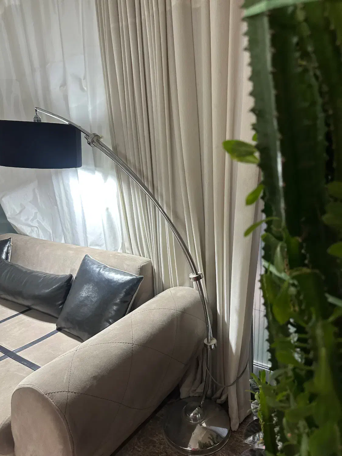 آباژور شیک و ساده|چراغ خواب و آباژور|سیرجان, |دیوار