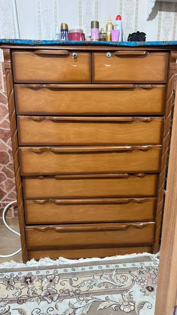 دراور|جاکفشی، کمد، دراور|قدس, شهر‌قدس|دیوار