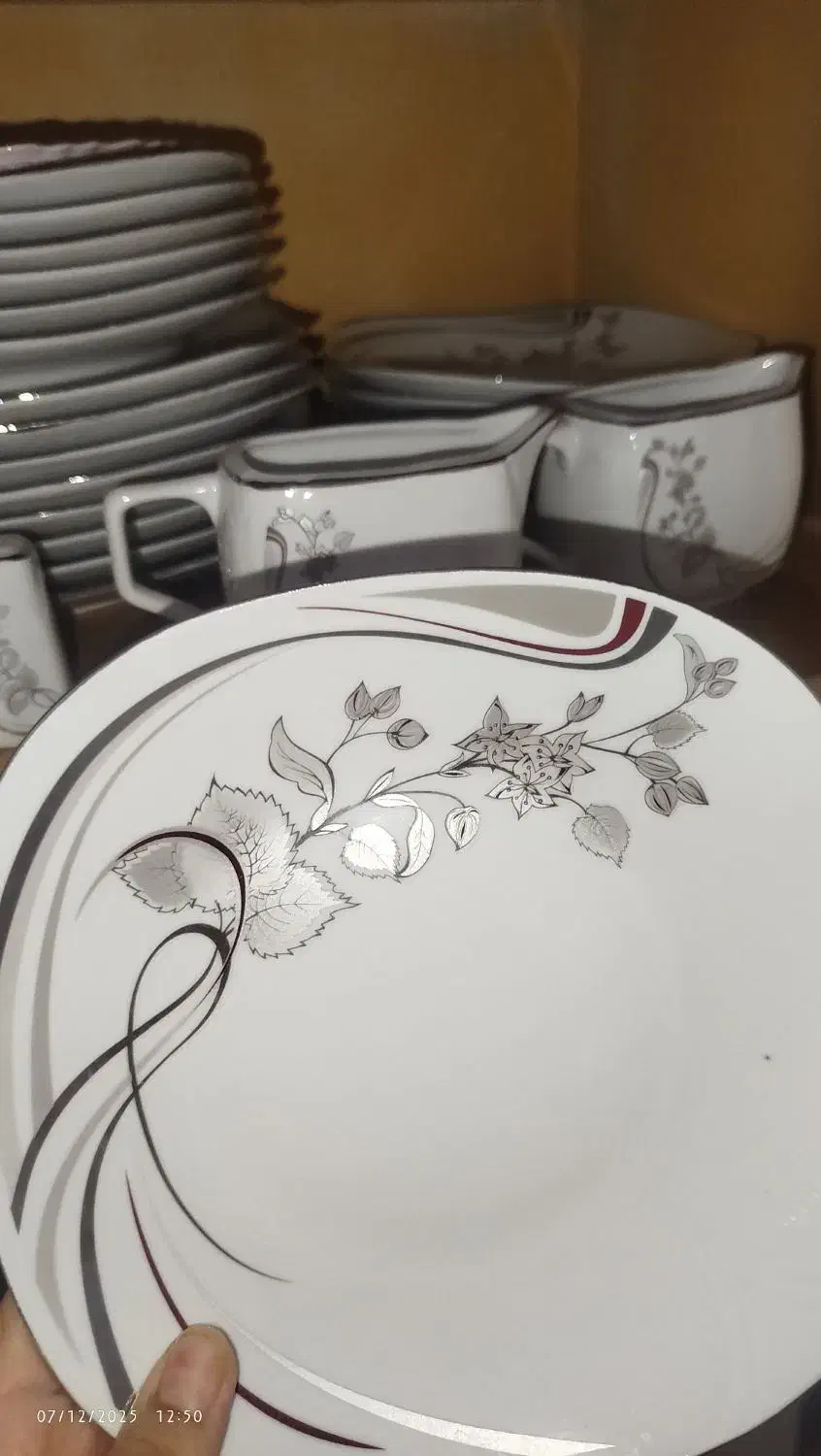 چینی مقصود|ظروف نگهدارنده، پلاستیکی، یک‌بارمصرف|مشهد, کارگران|دیوار