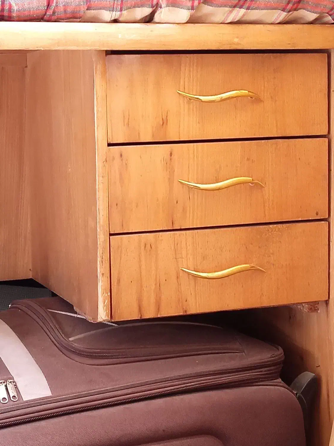 میزچرخ خیاطی ومیزتحریر|میز تحریر و کامپیوتر|فولادشهر, B1|دیوار