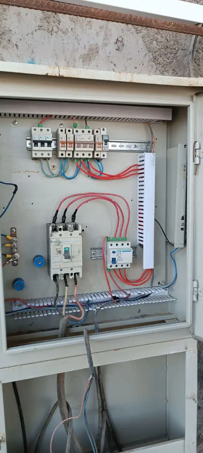 برقکار ساختمان ( کوی رمضان )|خدمات پیشه و مهارت|اهواز, کوی رمضان|دیوار