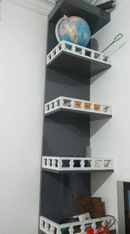 دو عدد شلفmdf جنس خوب دوتاش|کتابخانه، شلف، قفسه‌های دیواری|رفسنجان, |دیوار