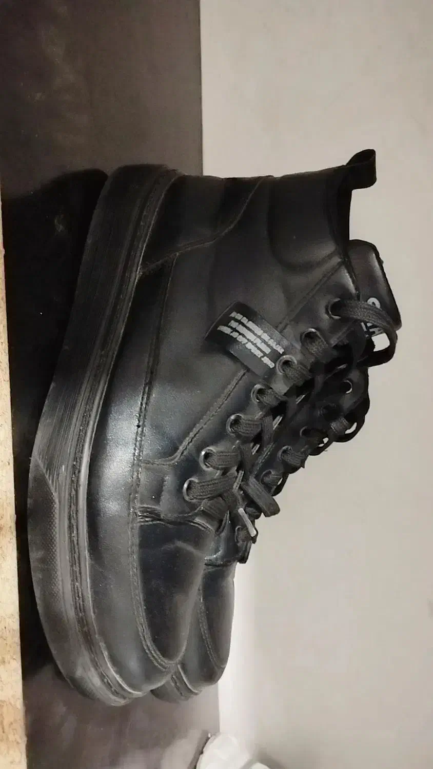 کفش های اسپرت خارجی زنانه و دخترانه|کیف، کفش، کمربند|تایباد, |دیوار