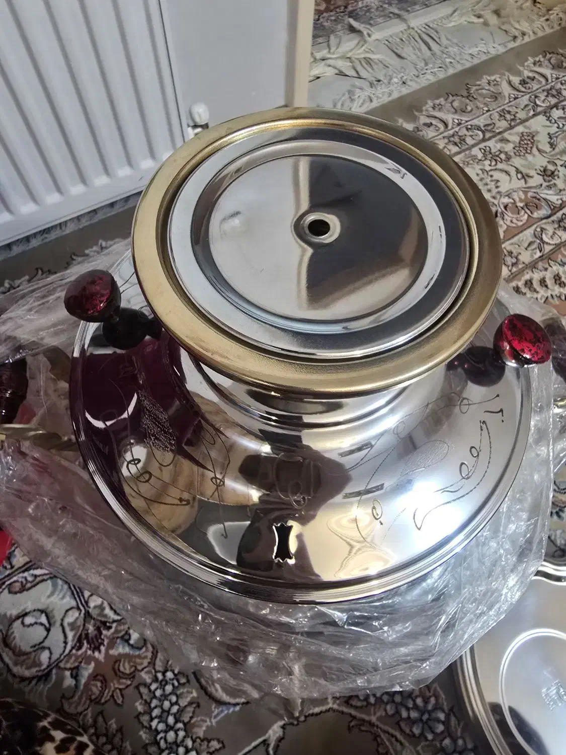 سماور بزرگ ۱۰ لیتری ارزندی نو با کارتون|سماور، چایساز، قهوهساز|اسلامشهر, شهرک مفیدی|دیوار