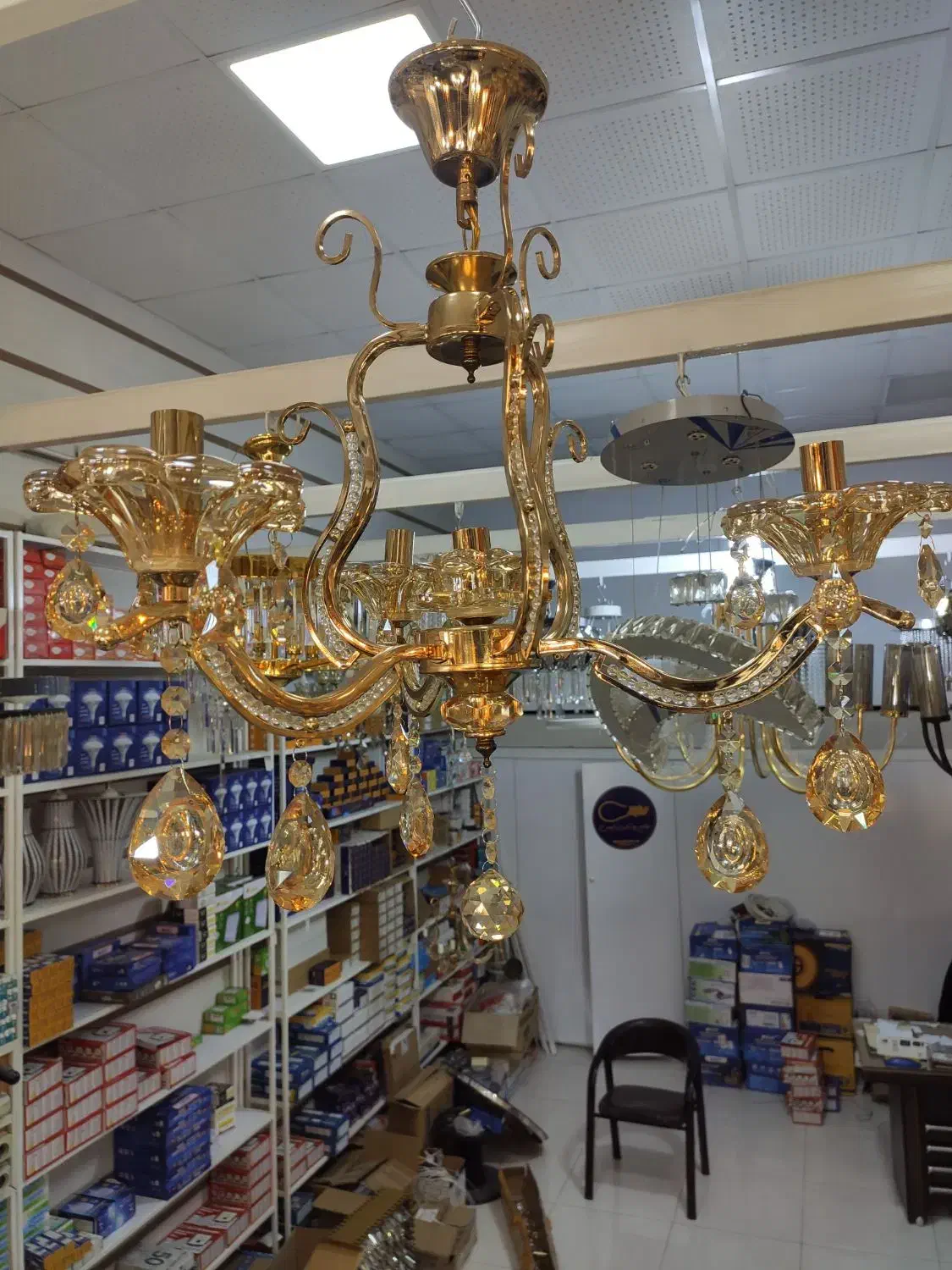 لوستر سه شاخه باراکا|لوستر و چراغ آویز|سنندج, |دیوار