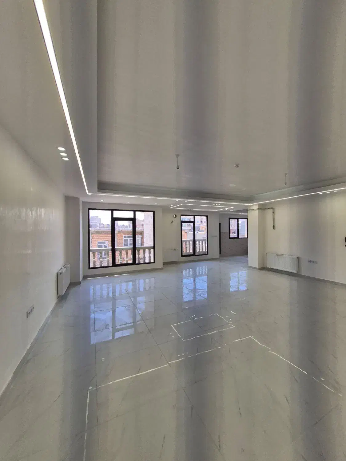 بلوک کامل آپارتمان 4 طبقه لوکس / بدیعی|فروش آپارتمان|ارومیه, |دیوار