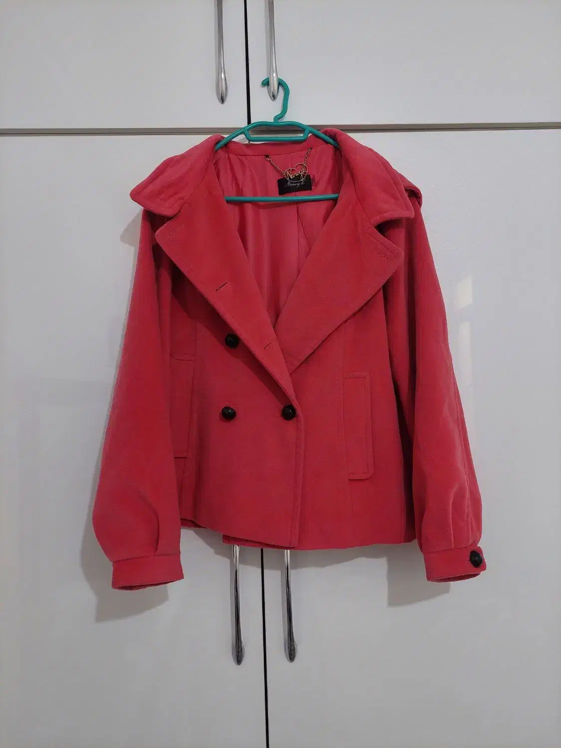 کاپشن خارجی|لباس|سراب, |دیوار