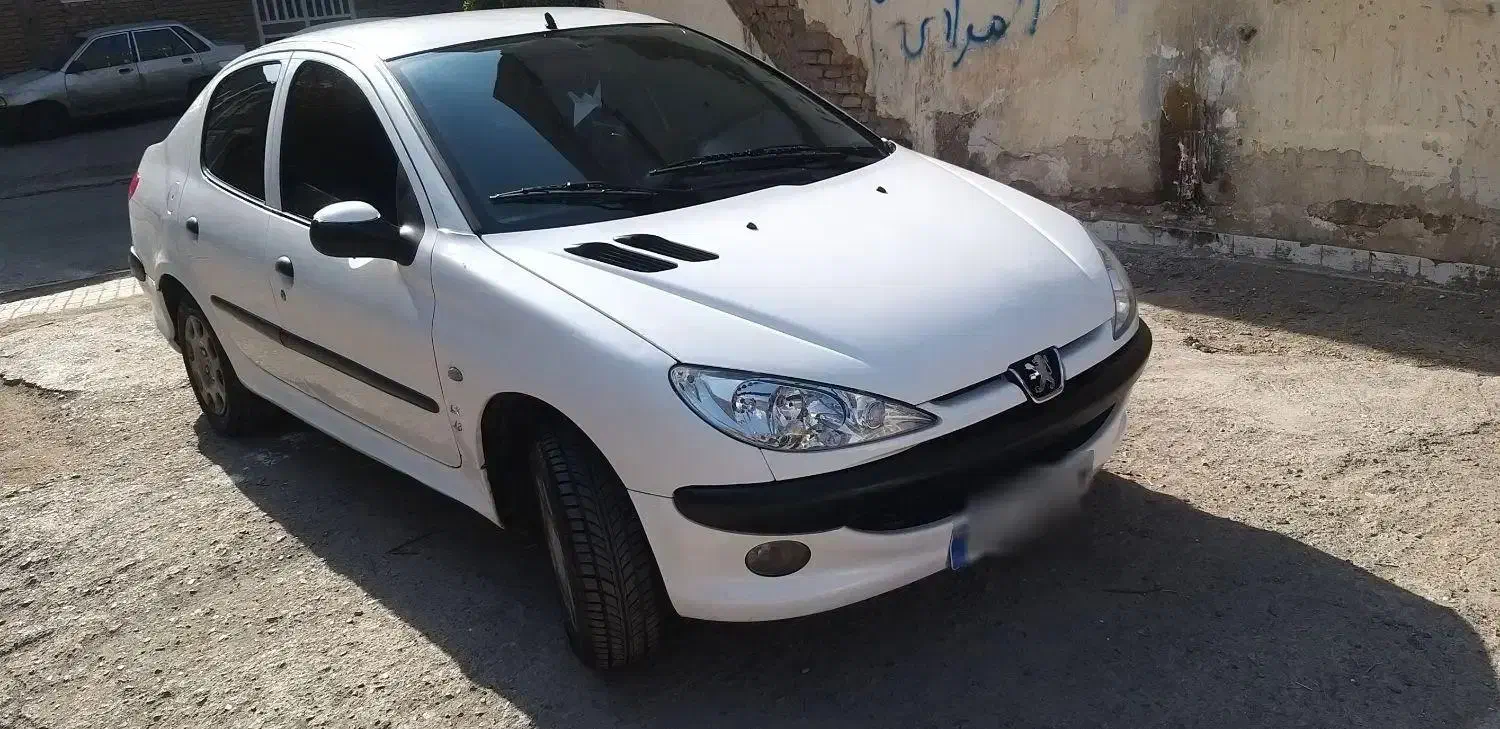 206 SD V8 مدل۹۰ یک گلگیر رنگ شاسیها پلمپ|خودرو سواری و وانت|مشهد, هنرور|دیوار