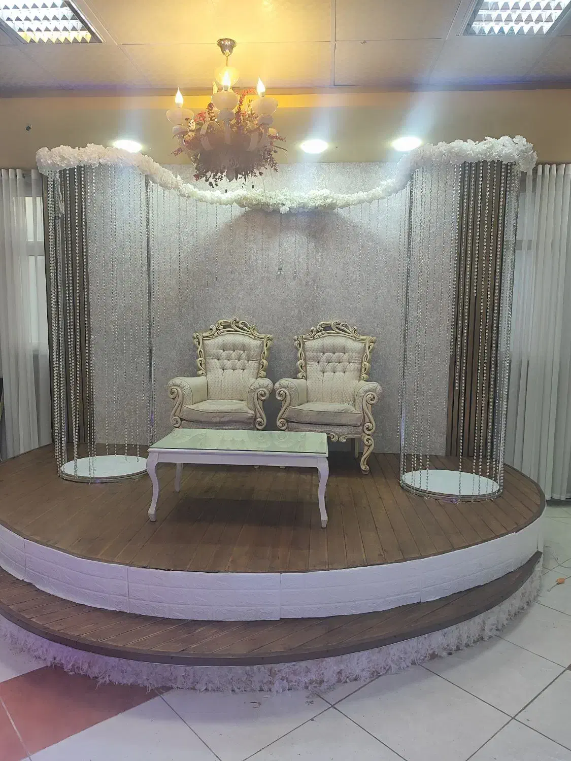 تـالار سیـب|خدمات پذیرایی، مراسم|آزادشهر, |دیوار