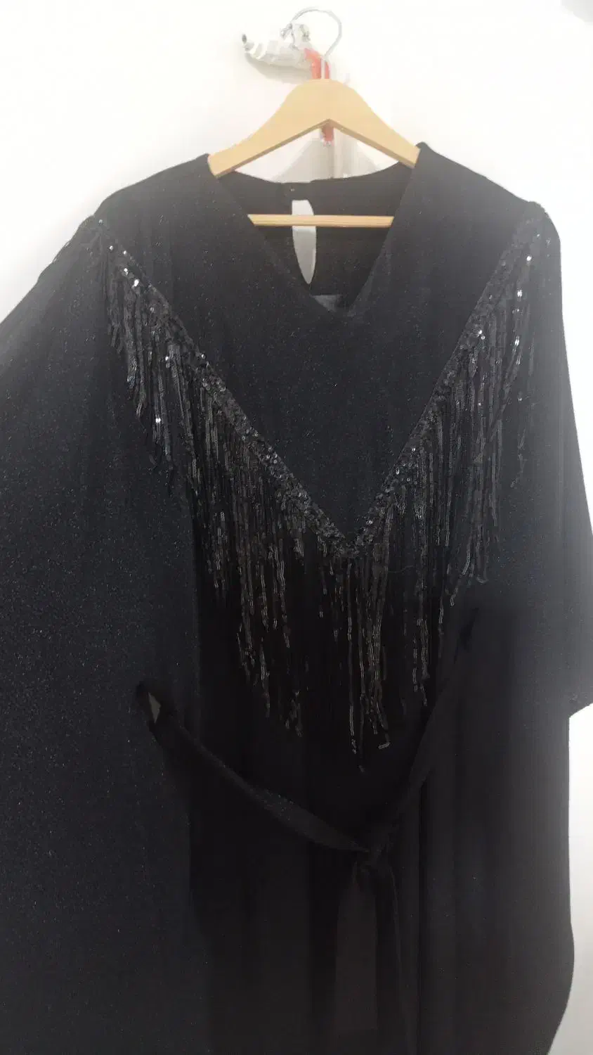 مانتو عبایی و چند دست لباس مجلسی|لباس|اسلامشهر, شهرک مهدیه|دیوار