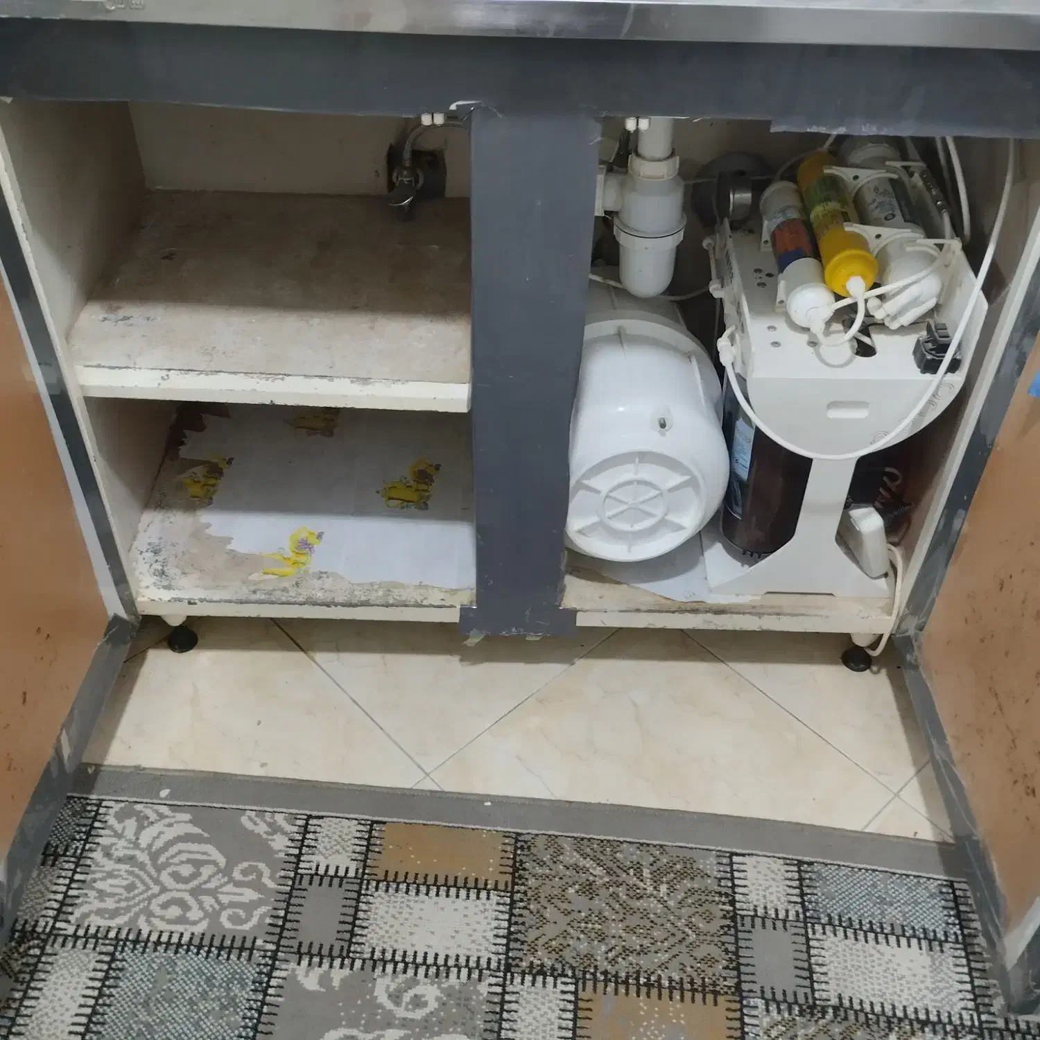 کابینت فلزی با درب فلزی|آب‌چکان و نظم‌دهنده ظروف|مشهد, همت آباد|دیوار