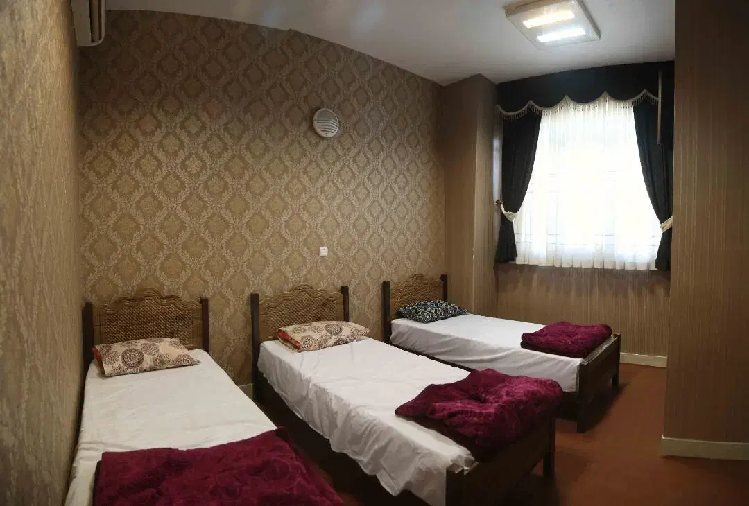 رستوران جهت ولیمه با ظرفیت ۲۵۰ نفر بدون ورودی|خدمات پذیرایی، مراسم|قم, شاه سید علی|دیوار