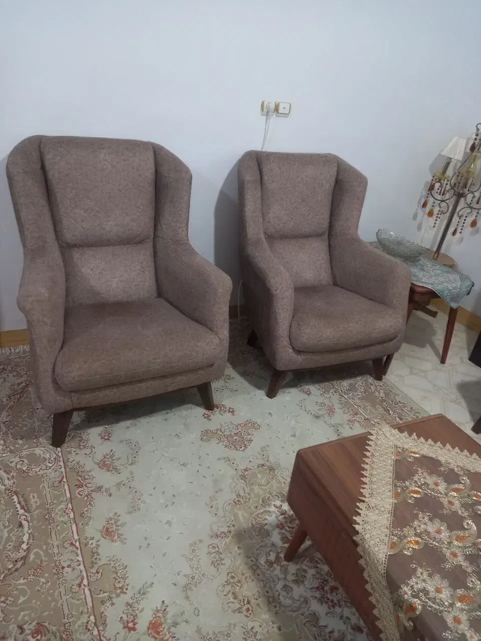 مبل|مبلمان خانگی و میز عسلی|لاهیجان, کوی خزر|دیوار