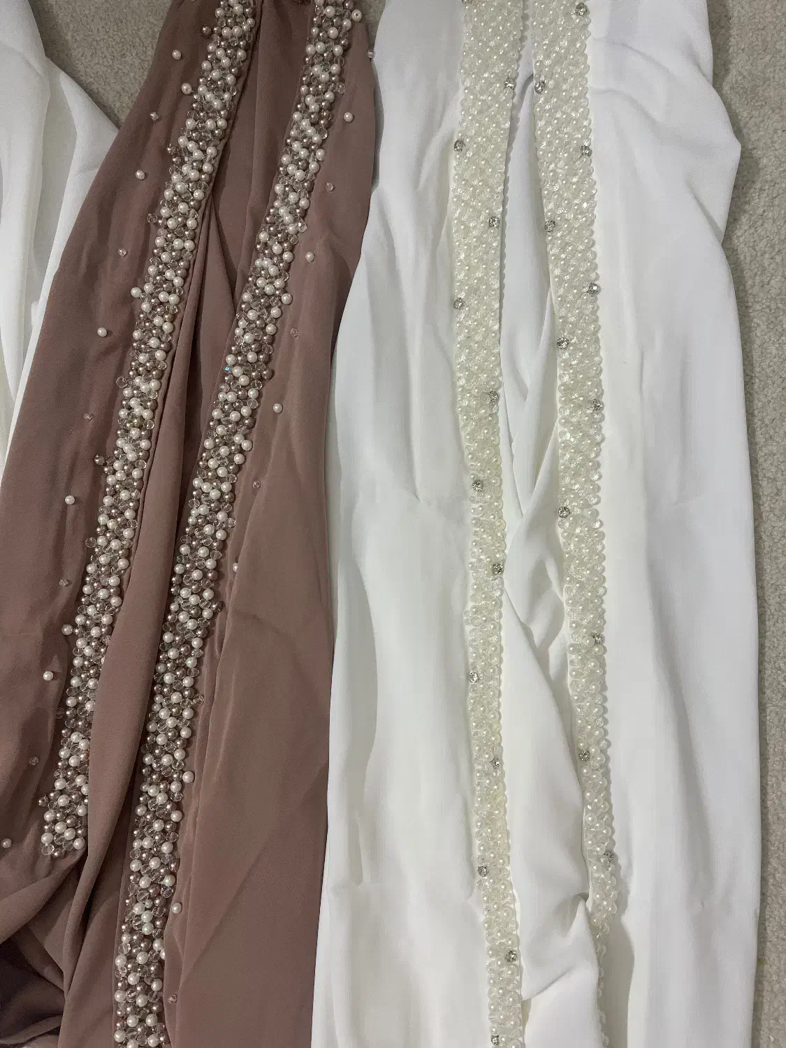 چادر عقد|لباس|مشهد, پروین اعتصامی|دیوار