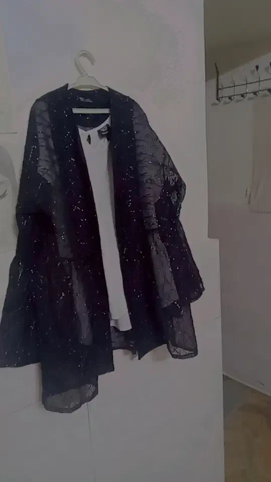 مانتو دخترانه|لباس|تربت جام, جامی|دیوار